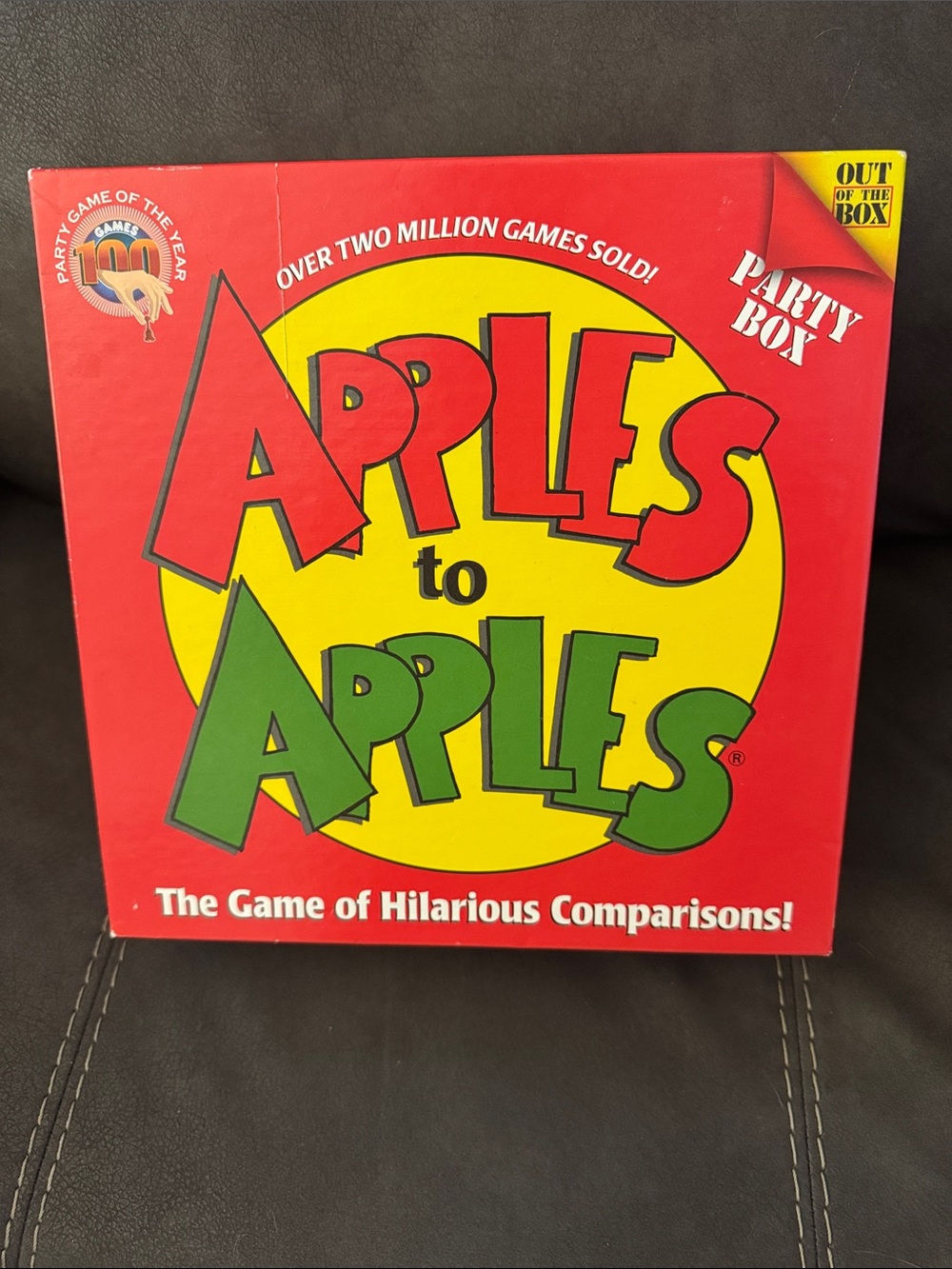 Apples to Apples Party Box - Red/Yellow